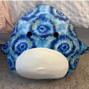 16” Luther squishmallow